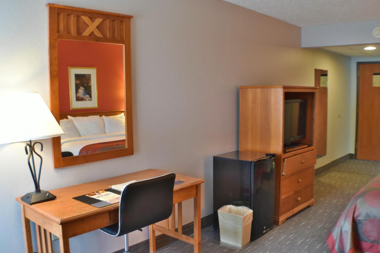 Ramada By Wyndham Sioux Falls Airport - Waterpark Resort & Event Center Eksteriør bilde