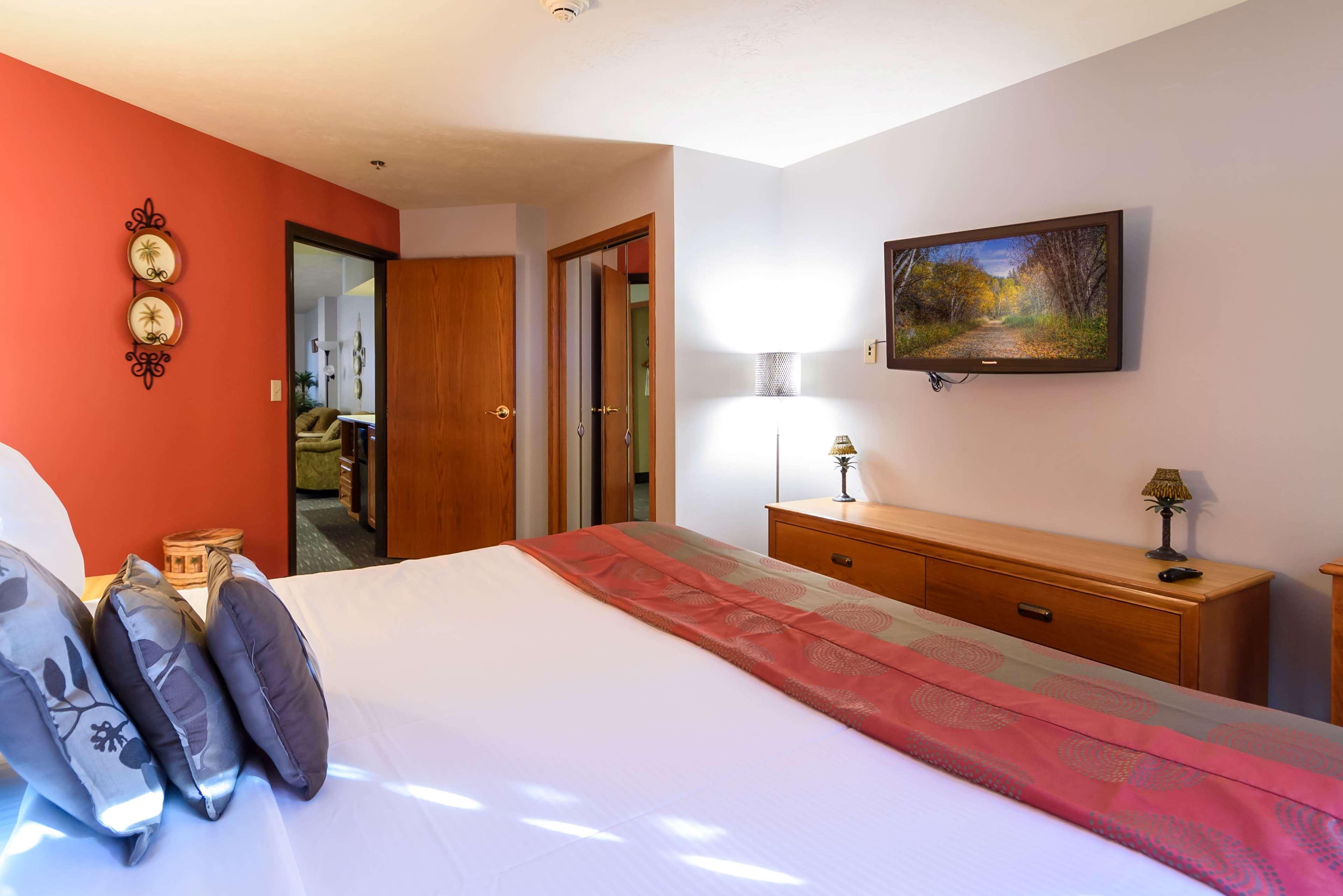 Ramada By Wyndham Sioux Falls Airport - Waterpark Resort & Event Center Eksteriør bilde