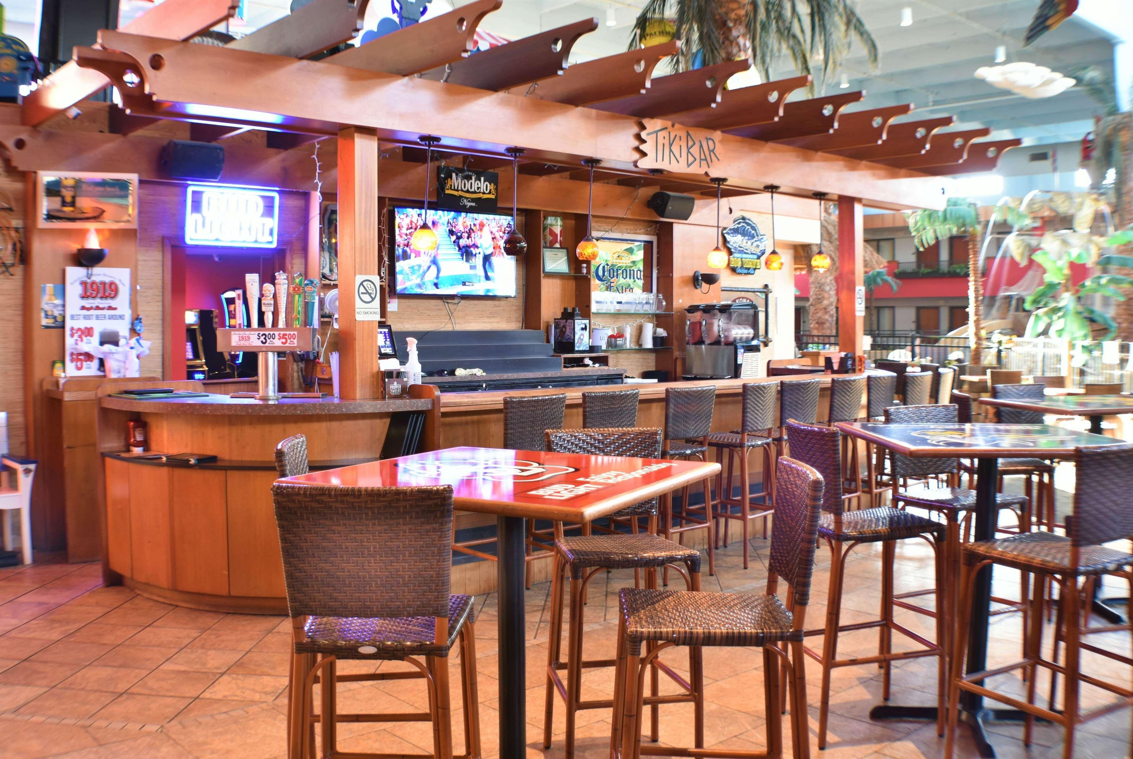Ramada By Wyndham Sioux Falls Airport - Waterpark Resort & Event Center Eksteriør bilde