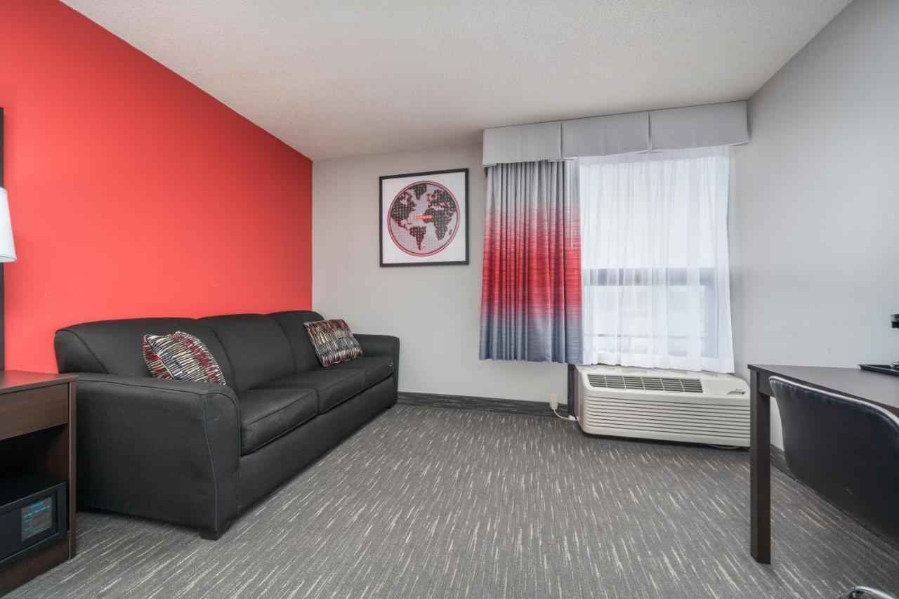 Ramada By Wyndham Sioux Falls Airport - Waterpark Resort & Event Center Eksteriør bilde