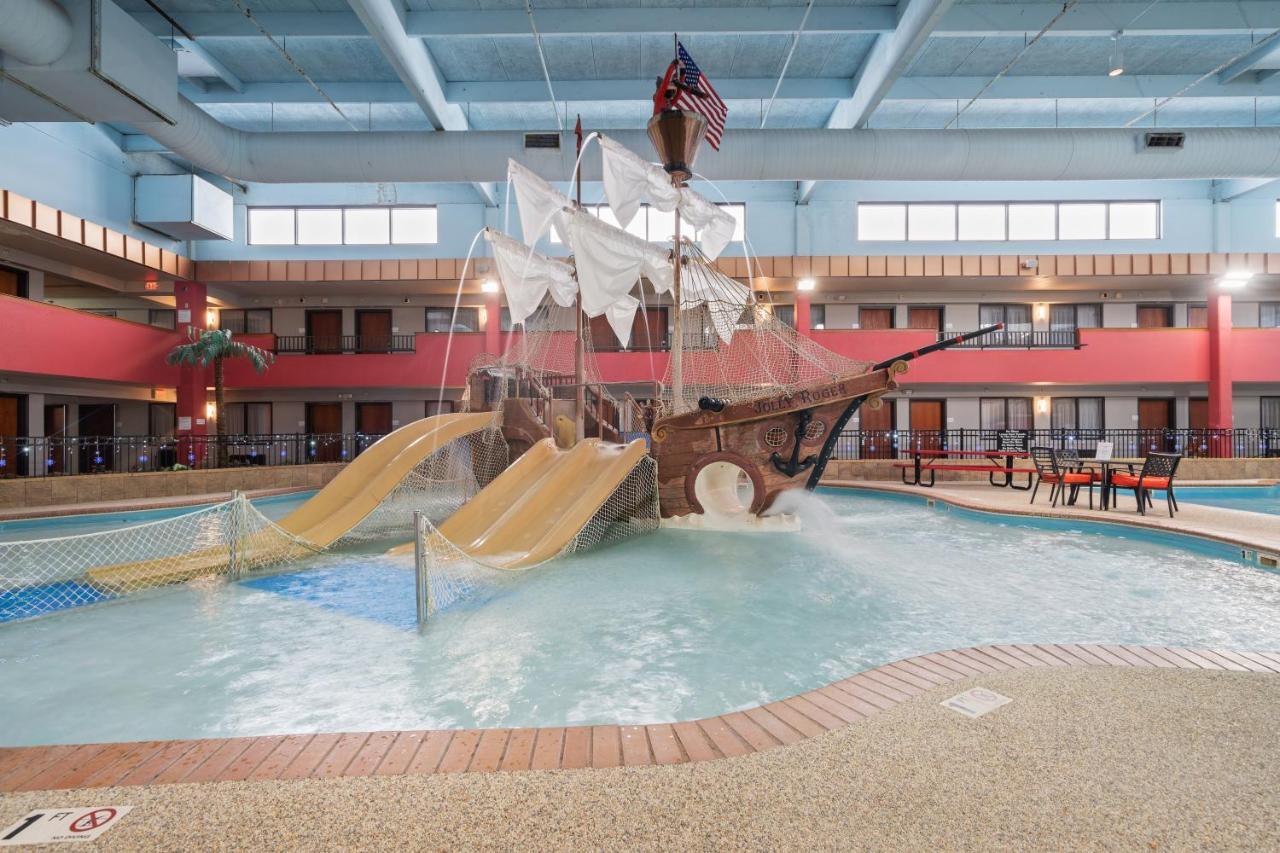 Ramada By Wyndham Sioux Falls Airport - Waterpark Resort & Event Center Eksteriør bilde