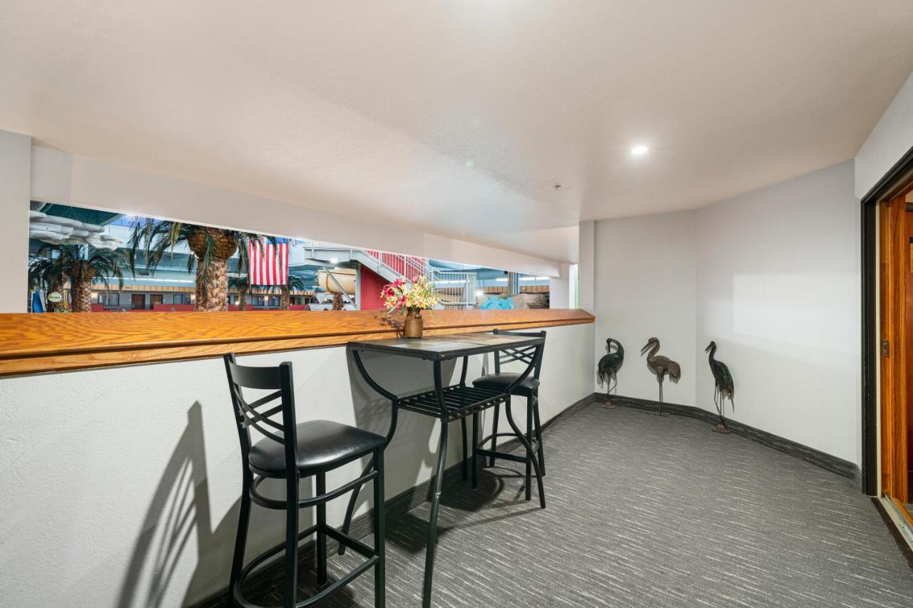 Ramada By Wyndham Sioux Falls Airport - Waterpark Resort & Event Center Eksteriør bilde