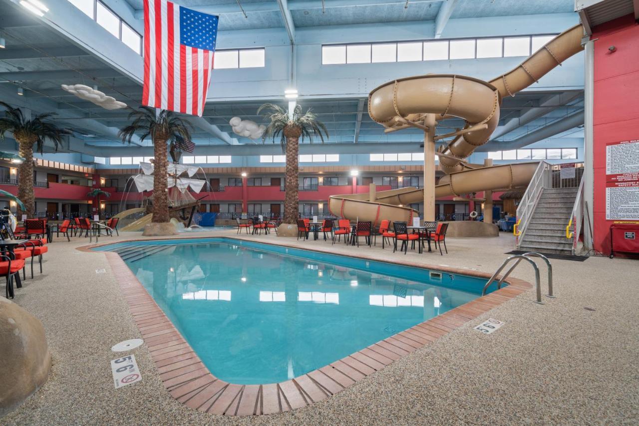 Ramada By Wyndham Sioux Falls Airport - Waterpark Resort & Event Center Eksteriør bilde