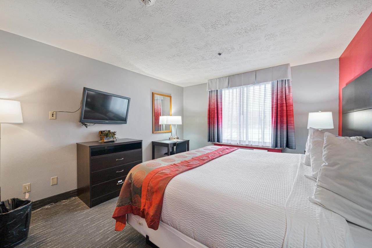 Ramada By Wyndham Sioux Falls Airport - Waterpark Resort & Event Center Eksteriør bilde