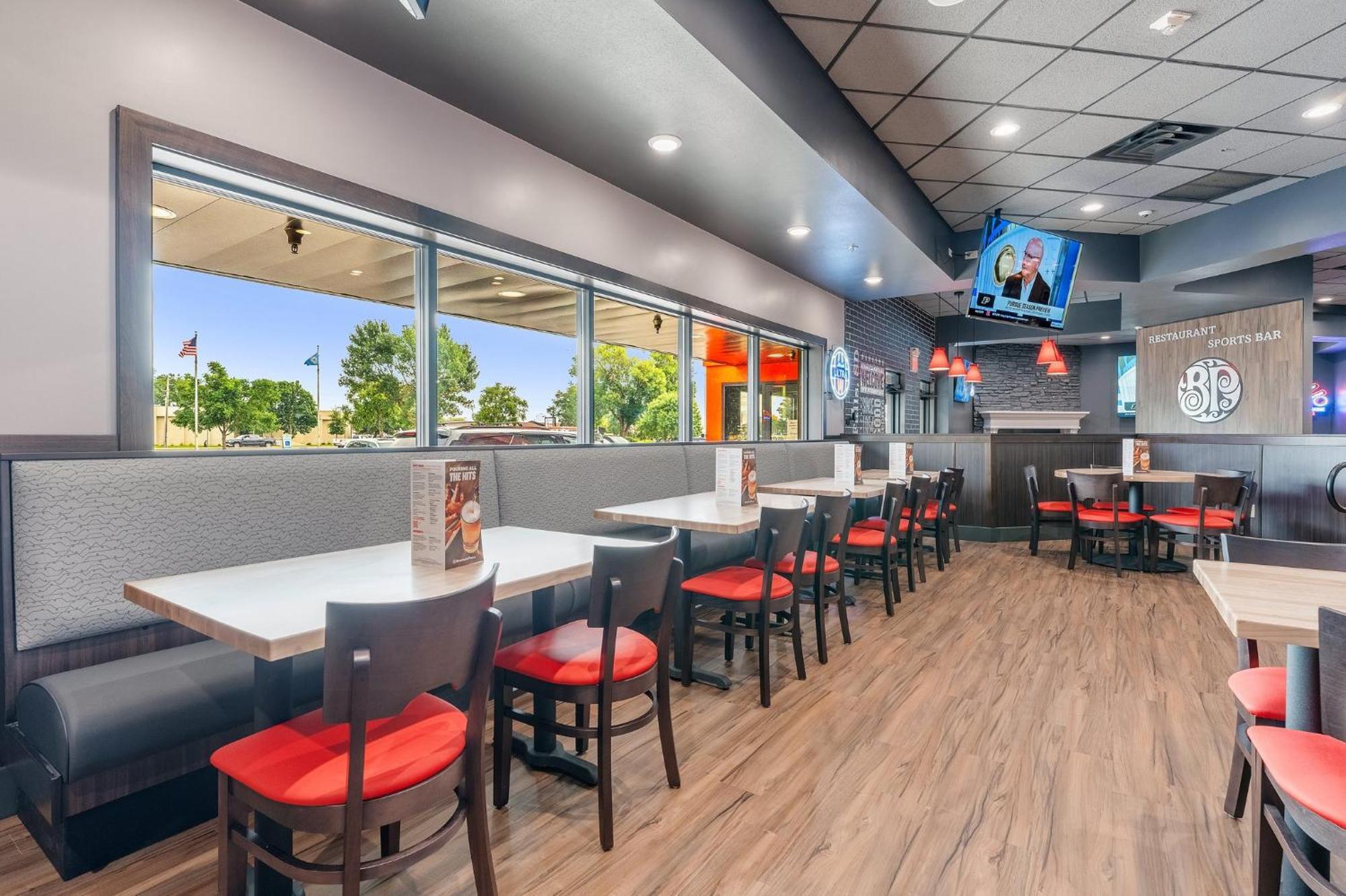 Ramada By Wyndham Sioux Falls Airport - Waterpark Resort & Event Center Eksteriør bilde